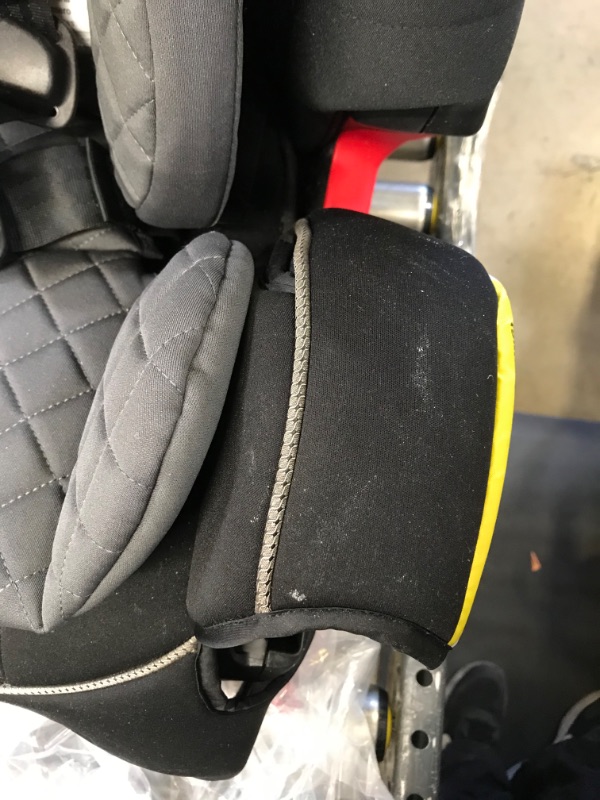 Photo 4 of Graco 4Ever 4 in 1 Car Seat featuring TrueShield Side Impact Technology
