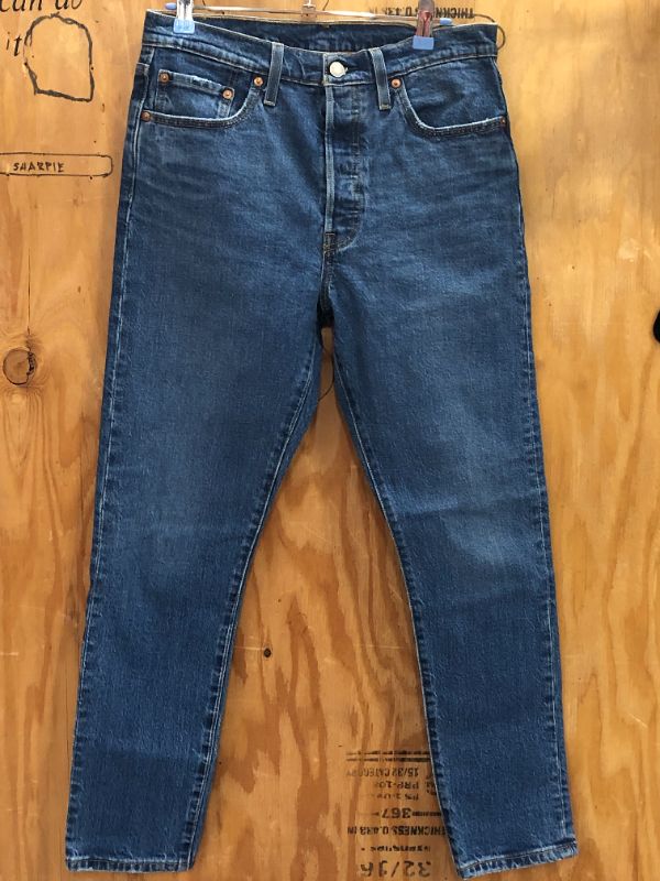 Photo 1 of men's jeans size 29x28