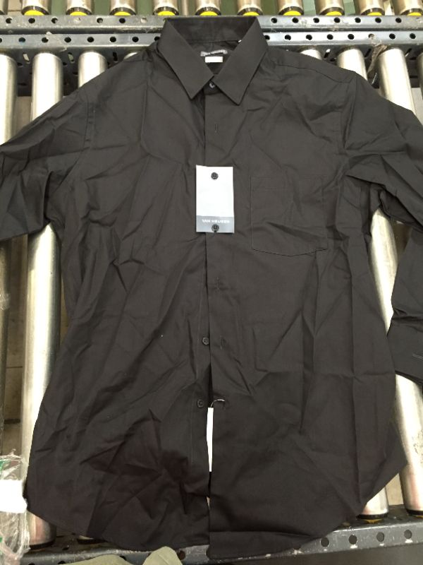 Photo 1 of Men's wrinkle free button up size Large