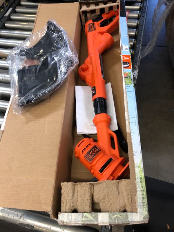 Photo 4 of BLACK+DECKER 6.5 Amps 14" String Trimmer/Edger