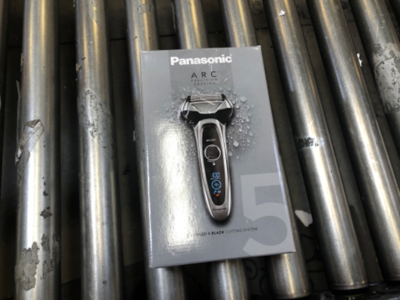 Photo 4 of Panasonic Arc5 Electric Razor, Men's 5-Blade Cordless with Shave Sensor Technology and Wet/Dry Convenience, ES-LV65-S
