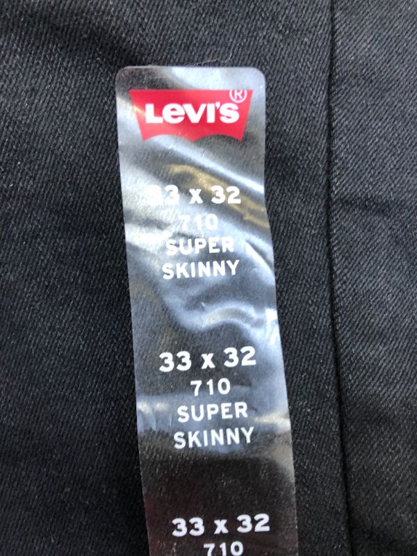 Photo 3 of Levi's Women's 710 Super Skinny Jeans, Secluded Echo, 33 L

