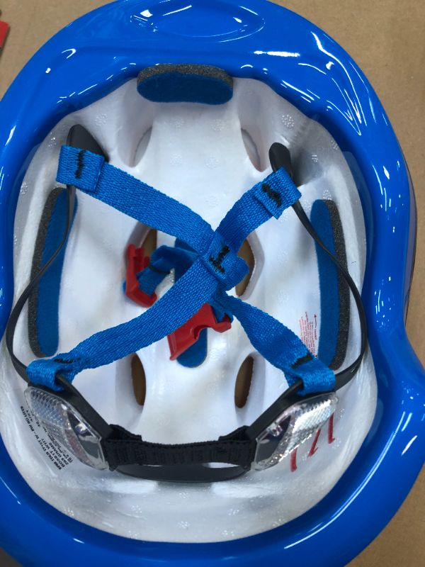 Photo 5 of Bell 7073384 Spiderman SPIDEY EYES Toddler Helmet ages 3-5 
