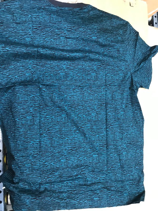 Photo 1 of Goodthreads Men's Slim-Fit Short-Sleeve Crewneck Cotton T-Shirt, Blue Wave Stripe, X-Large
