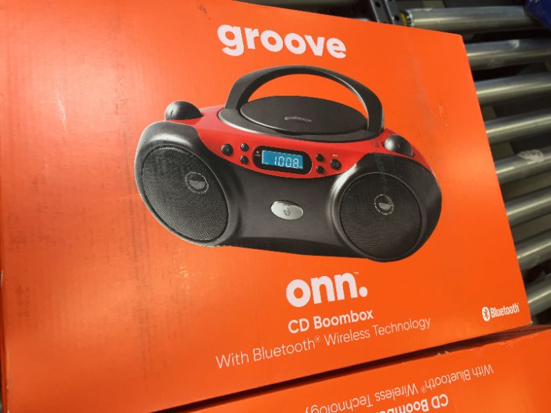 Photo 3 of onn. 2.0 Bluetooth CD Boombox, Black, AAABLK100009771