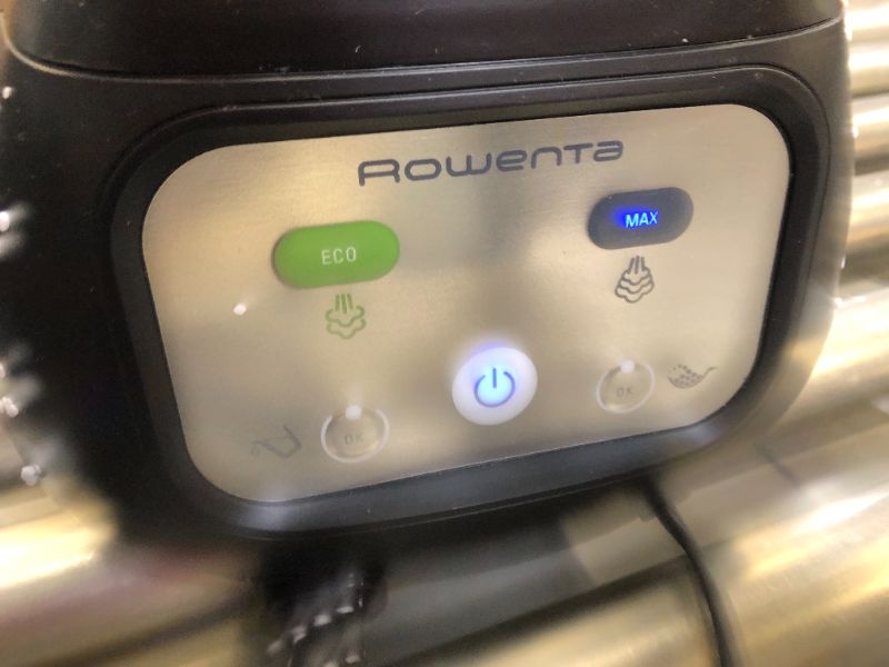 Photo 5 of Rowenta DG8624U1 Perfect Pro Station 1800 Watts Fast Heat Up, and 430g / min steam Burst, Advanced Technology, Blue
