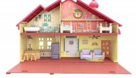 Photo 1 of Bluey Family Home - Bluey 2.5-3" Figure with Home Playset
