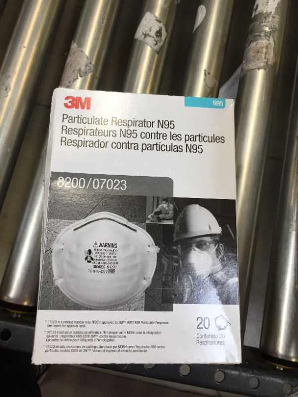 Photo 2 of 3M Particulate Respirator 8200/07023(AAD), N95
