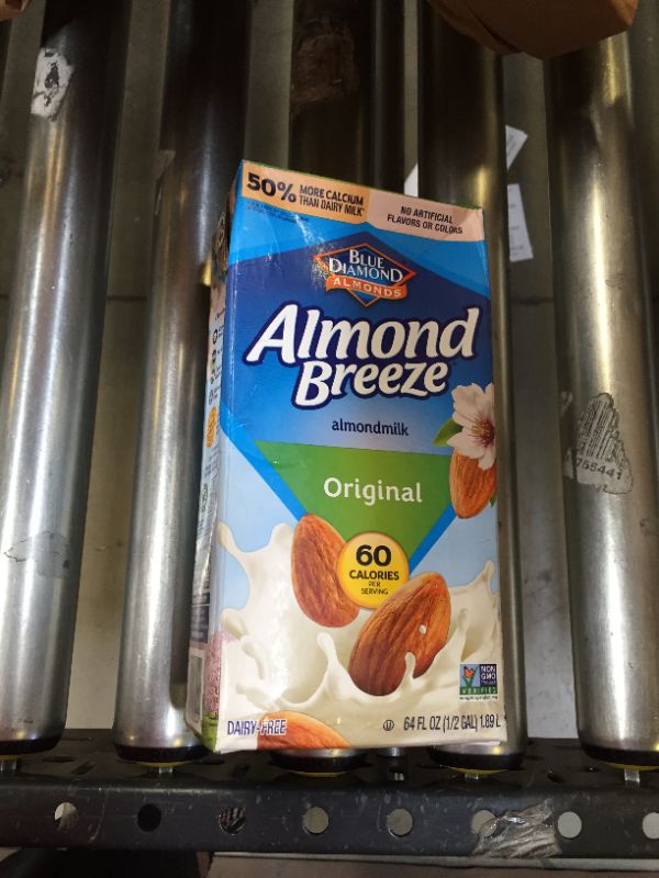 Photo 3 of Almond Breeze Dairy Free Almondmilk, Original, 64 Ounce (Pack of 6  nov 11 2022