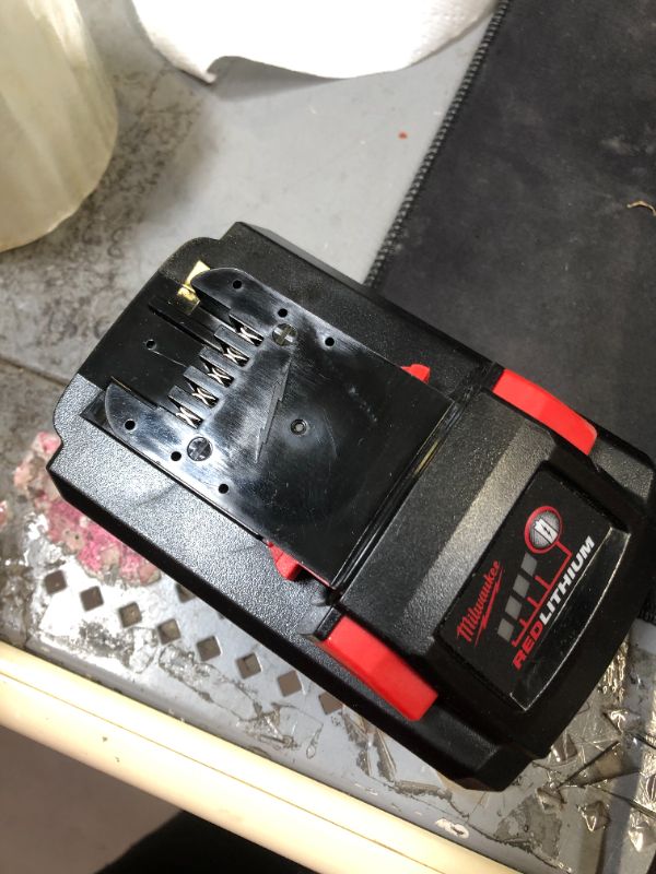 Photo 1 of Milwaukee 48-11-1880 M18 REDLITHIUM HIGH OUTPUT 18v 8.0 Ah Lithium-Ion Battery Pack
