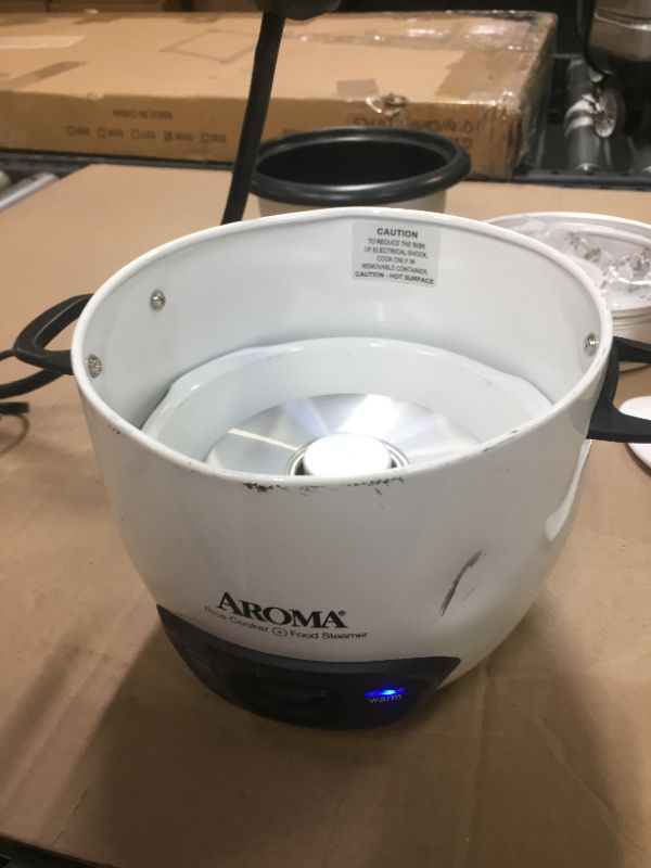 Photo 2 of Aroma Housewares 6-Cup (Cooked) (3-Cup Uncooked) Pot Style Rice Cooker and Food Steamer (ARC-743-1NG), White
