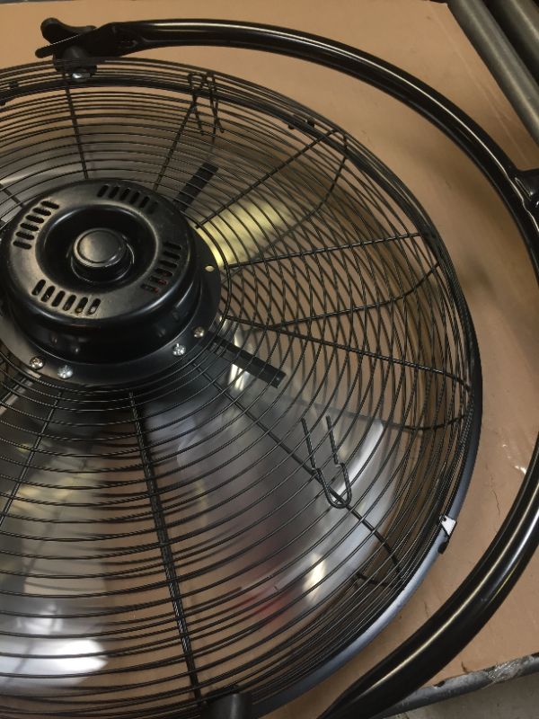 Photo 1 of fan 