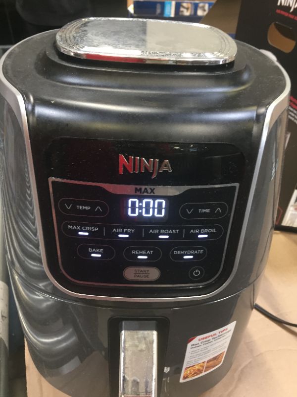 Photo 3 of Ninja 5.5 qt. Grey XL Air Fryer Max (AF161)