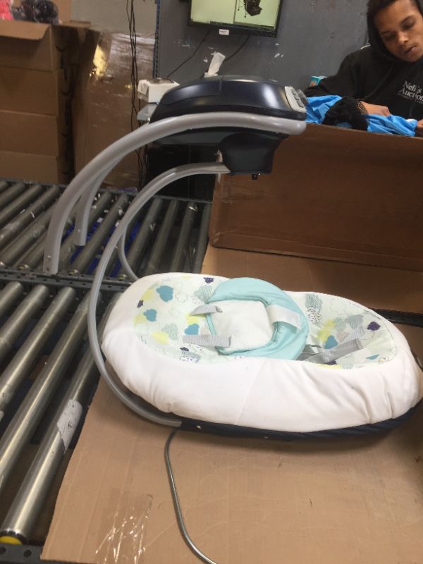 Photo 1 of graco electric baby swing