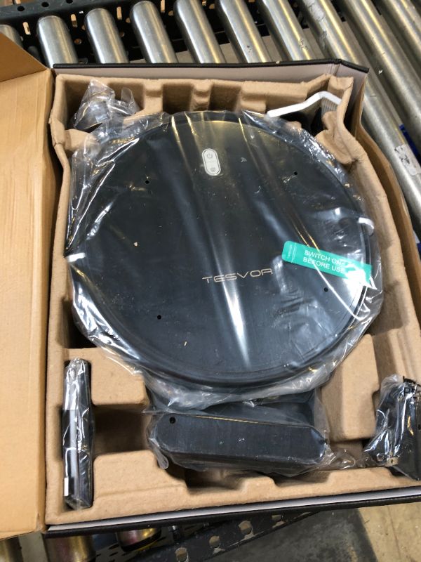Photo 1 of Tesvor M1 Robot Vacuum, 4000Pa Strong Suction Robotic Vacuum Cleaner, 5200mAh Battery
