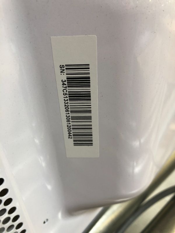 Photo 1 of Toshiba ML-EM45PIT(SS) Microwave Oven with Origin Inverter Technology, LCD Display and Smart Sensor, 1.6 Cu.ft, Stainless Steel
(DIRTY)