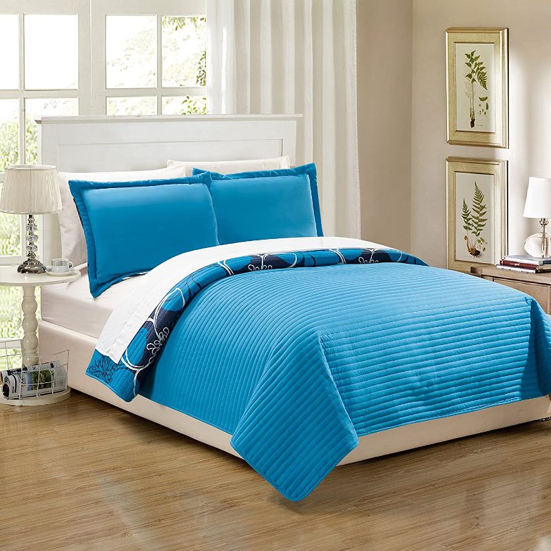 Photo 1 of Chic Home Woodside Quilt, Queen, Blue
