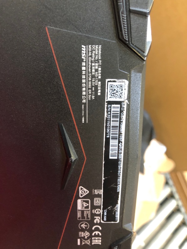 Photo 5 of MSI GE75 Raider 10SF-446 17.3" Gaming Laptop Computer - Black
Intel Core i7 10th Gen 10750H 2.6GHz Processor; NVIDIA GeForce RTX 2070 8GB; 16GB DDR4 RAM; 512GB SSD+1TB HDD