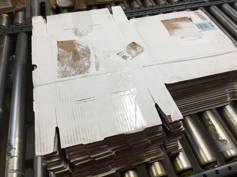 Photo 2 of 12" x 12" x 2" White Unprinted Corrugated Pizza Boxes (50 Boxes)
