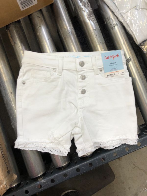 Photo 2 of Girls' Jean Shorts - Cat & Jack™ sz S 