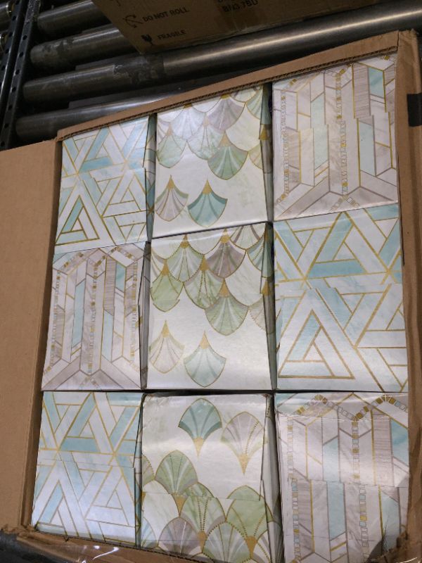 Photo 1 of Kleenex Expressions Ultra Soft Facial Tissues, 18 Cube Boxes, 65 Tissues per Box (1,170 Total Tissues)
