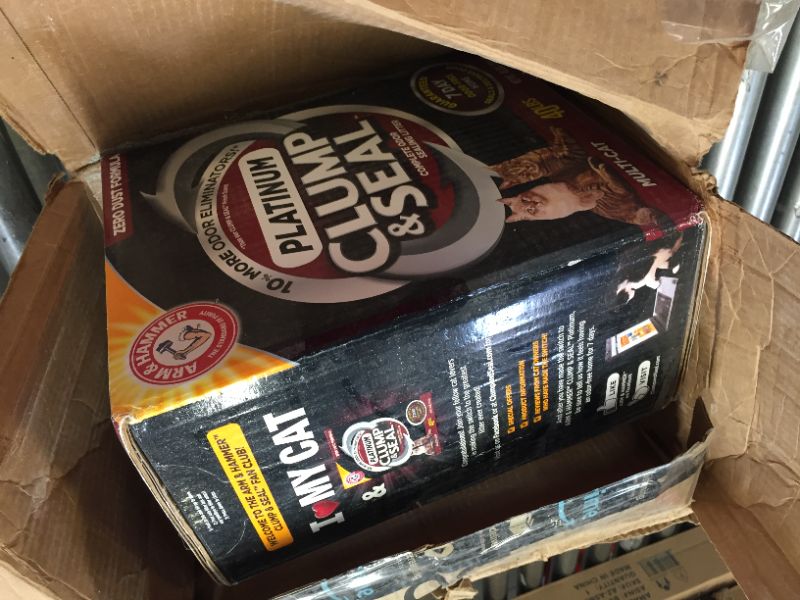 Photo 2 of Arm & Hammer Clump & Seal Platinum Litter, Multi-Cat, 40 Lbs