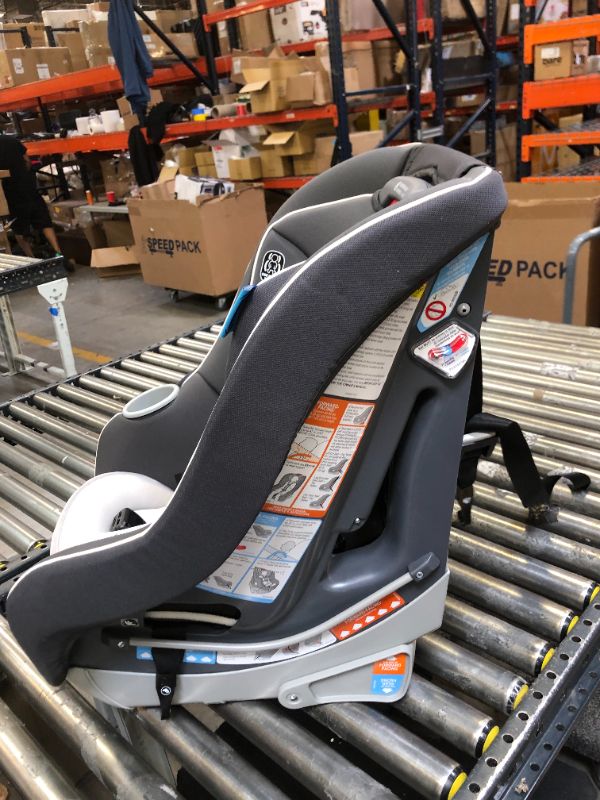 Photo 3 of Graco Contender 65 Convertible Car Seat, Glacier
