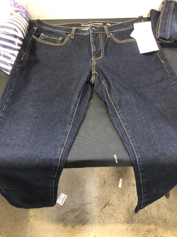 Photo 1 of MENS 28 X 28 JEANS 