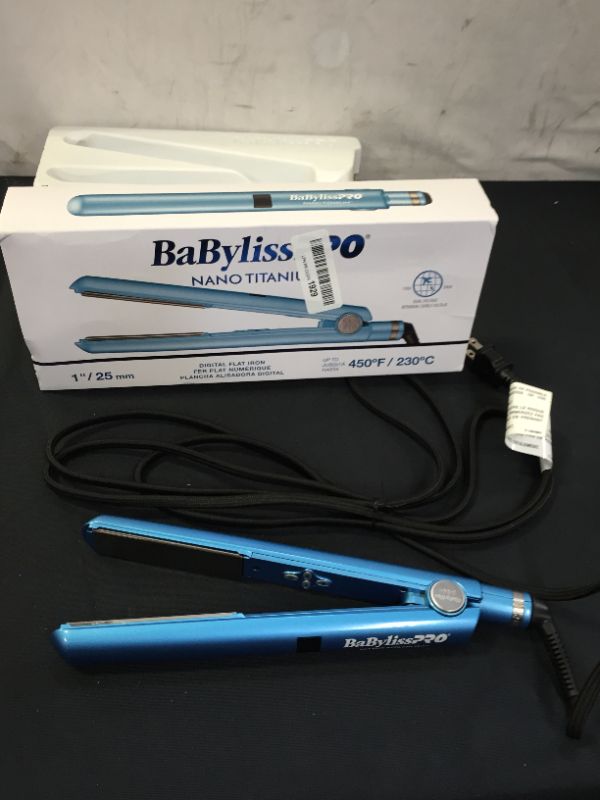 Photo 1 of BaBylissPRO Nano Titanium Digital Straightener, 1 Inch
1 Count (Pack of 1)
