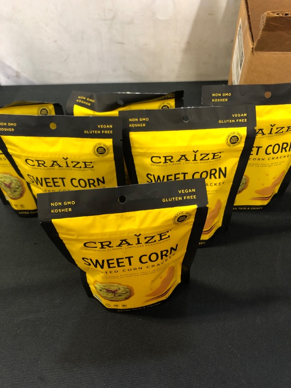 Photo 2 of --EXP JAN 11 2022--- Craize Extra Thin & Crunchy Toasted Corn Crisps Sweet Corn Flavor Healthy Vegan All Natural Plant Based Crackers Non GMO Snack Gluten Free 6 Pack, 4 Ounces Each
