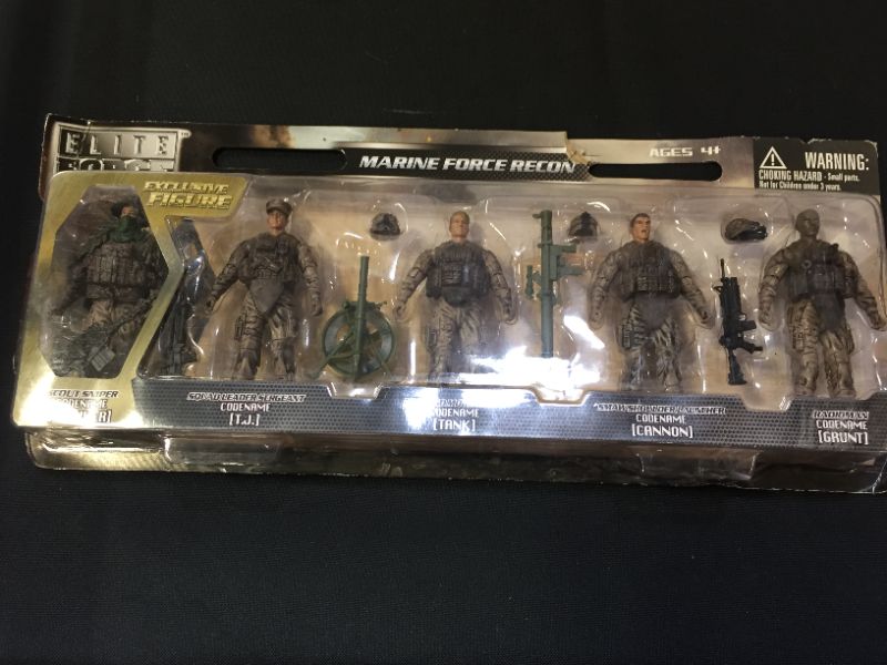 Photo 2 of Elite Force Marine Recon Action Figures – 5 Pack Military Toy Soldiers Playset | Realistic Gear and Accessories – Sunny Days Entertainment
MINOR DAMAGES TO PACKAGING 