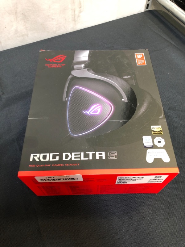 Photo 5 of ASUS ROG Delta S Gaming Headset with USB-C | Ai Powered Noise-Canceling Microphone | Over-Ear Headphones for PC, Mac, Nintendo Switch, and Sony Playstation | Ergonomic Design , Black
