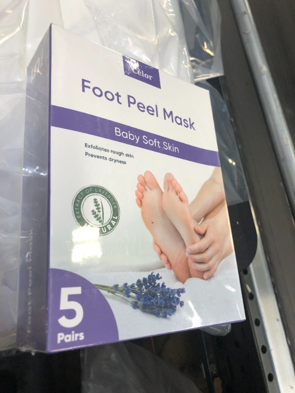 Photo 2 of ??Foot Peel Mask (5 Pairs) - Foot Mask for Baby soft skin - Remove Dead Skin | Foot Spa Foot Care for women Peel Mask with Lavender and Aloe Vera Gel for Men and Women Feet Peeling Mask Exfoliating EXPIRES 5/16/2023
