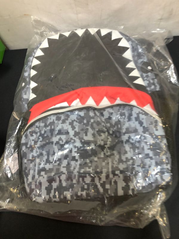 Photo 2 of L2D 16" Backpack with Lunch Bag and Headphones - Shark Bite
