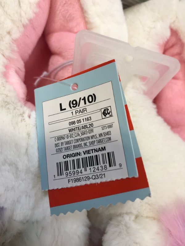 Photo 1 of Girls' Delaney Unicorn Slippers - Cat & Jack™ White --- Toddler 9/10 LARGE --- BOX OF 6