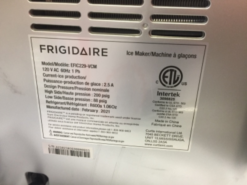 Photo 4 of Frigidaire EFIC229-VCM FRIGIDAIRE-33LBS per day Square Clear Cube COMPACT ICE MAKER-Viewing Window-Silver, Standard
