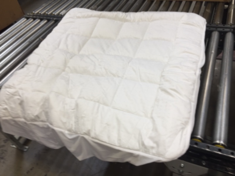 Photo 1 of Cooling Mattress Topper Twin Size, 400TC Cotton Extra Thick Pillow Top Mattress Pad for Back Pain– Plush Soft Hotel Quality Mattress Cover, 8-21” Deep Pocket, 900GSM Down Alternative Fill