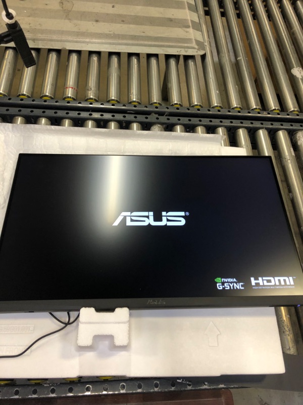 Photo 2 of ASUS TUF Gaming 32” 1440P Gaming Monitor (VG32AQL1A) - QHD (2560 x 1440), IPS, 170Hz, 1ms, Extreme Low Motion Blur Sync, FreeSync Premium, 99% DCI-P3, DisplayPort, HDMI, USB Hub, DisplayHDR 400

