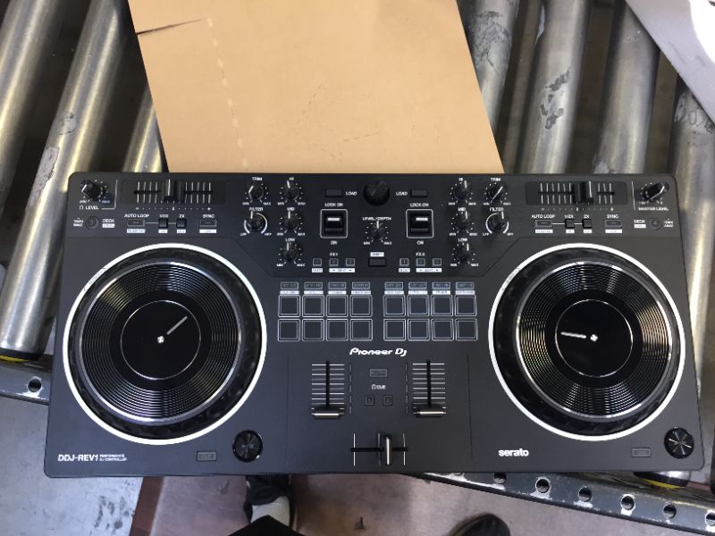 Photo 3 of Pioneer DJ DDJ-REV1 2-deck Serato DJ Controller

