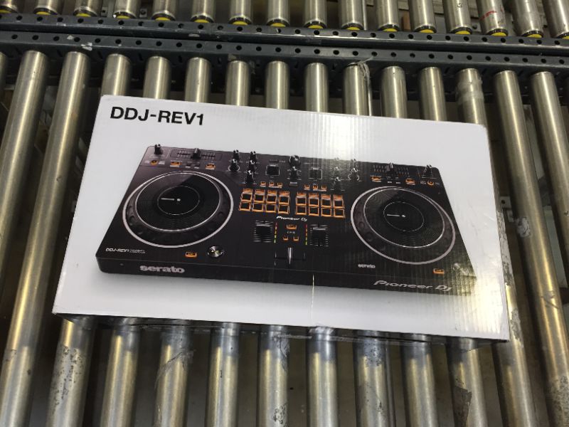 Photo 2 of Pioneer DJ DDJ-REV1 2-deck Serato DJ Controller
