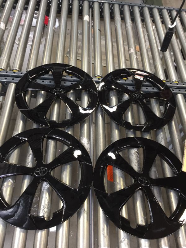 Photo 2 of 4 PK Black Toyota hubcaps 16" 