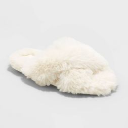 Photo 1 of Girls' Brooklyn Crossband Fur Slippers - Cat & Jack™ SIZE M 2/3
PACK OF 6 PAIRS.
