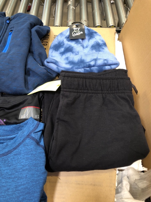 Photo 3 of BOX LOT TARGET KIDS CLOTHING, VERIOUS SIZES AND CLOTHES. 13 ITEMS FROM 8-22$ EA.