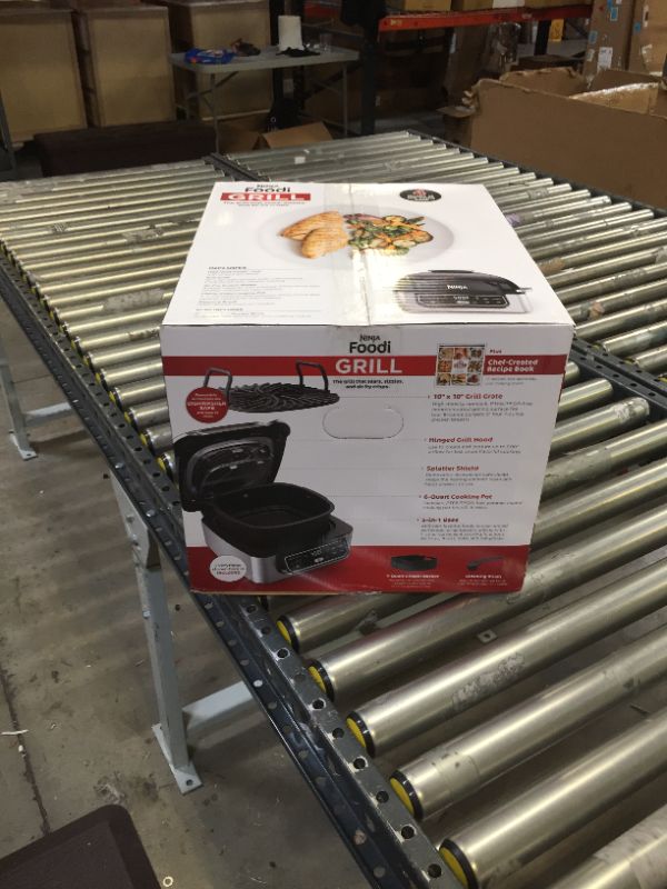 Photo 1 of Ninja AG301 Foodi 5-in-1 Indoor Grill with Air Fry, Roast, Bake & Dehydrate, Black/Silver
