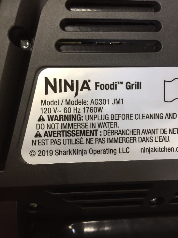 Photo 1 of Ninja AG301 Foodi 5-in-1 Indoor Grill with Air Fry, Roast, Bake & Dehydrate, Black/Silver
