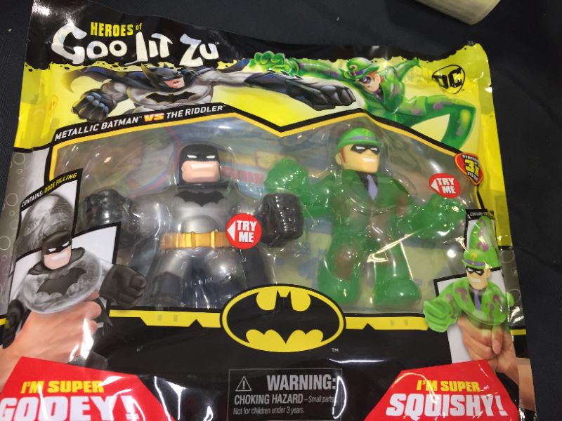 Photo 1 of Heroes of Goo Jit Zu DC Versus Pack - Metallic Batman VS. The Riddler