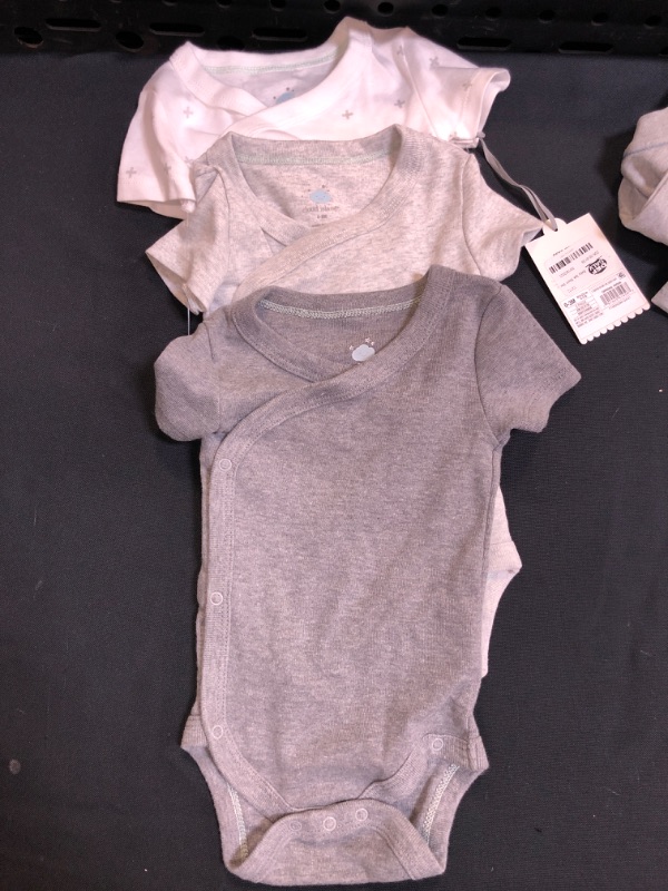 Photo 1 of Baby 3pk Short Sleeve Basic Side Snap Bodysuit - Cloud Island™ Gray
0 to 3 months 