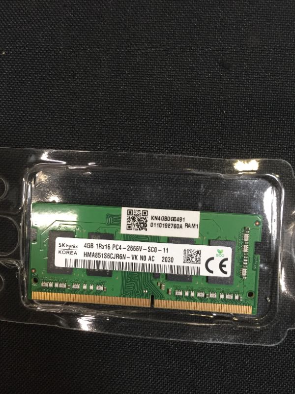 Photo 3 of SK hynix HMA851S6CJR6N - VK Non ECC PC4-2666V 4GB DDR4 at 2666MHz 260pin SDRAM SODIMM Single Kit Laptop Memory - OEM
