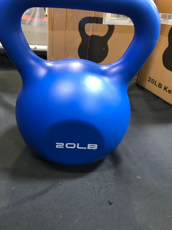 Photo 1 of 20 lb kettlebell 