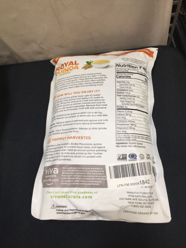 Photo 3 of  Viva Naturals Organic Quinoa, 4 LB - 100 Royal Bolivian Whole Grain
EXP JUN 11 2022